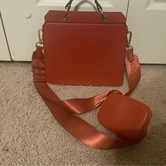 Steve Madden Red-Orange Handbag with Strap - Picture 2 of 8